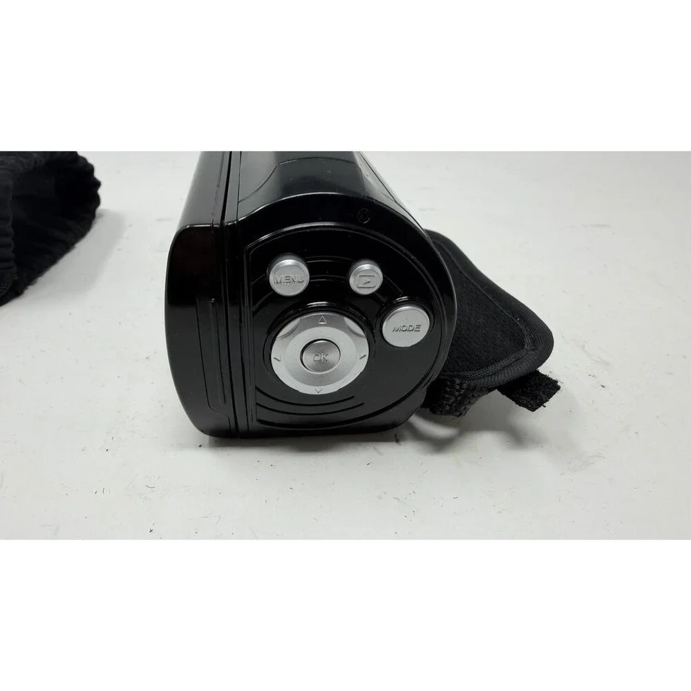 Emerson Evc 720 Digital Video Camera- comes with case